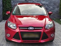 Gebraucht Ford Focus 124 PS (91 kW) 2013 Rot Kombi