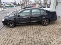 Gebraucht VW Passat 105 PS (77 kW) 2005 Schwarz Limousine