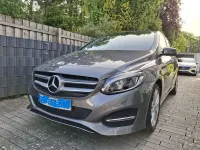Gebraucht Mercedes B180 122 PS (89 kW) 2015 Grau Van / Kleinbus