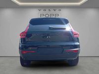 Neu Volvo XC40 Plus 163 PS (119 kW) 2026 Onyx black SUV