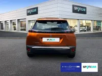 Gebraucht Peugeot e-2008 Active 100 kW (136 PS) 2023 Orange SUV