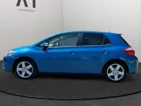 Gebraucht Toyota Auris Club 132 PS (97 kW) 2010 Blau Kleinwagen