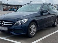 Gebraucht Mercedes 220 170 PS (125 kW) 2015 Blau Kombi