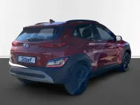 Gebraucht Hyundai Kona Trend 120 PS (88 kW) 2022 Rot SUV