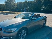 Gebraucht BMW 318 Cabriolet 143 PS (105 kW) 2011 Grau Cabrio