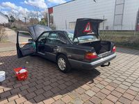 Gebraucht Mercedes E230 136 PS (100 kW) 1992 Schwarz Limousine