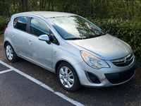 Second-hand Opel Corsa 101 CP (74 kW) 2011 Argintiu Hatchback