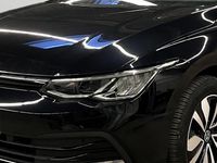 Gebraucht VW Golf VIII Move 131 PS (96 kW) 2024 (deep black perleffekt) Kombi