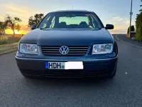 Gebraucht VW Bora Pacific 105 PS (77 kW) 2003 Blau Limousine