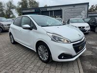 Gebraucht Peugeot 208 Style 82 PS (60 kW) 2017 Weiß Kleinwagen
