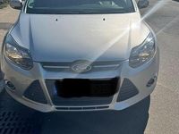 Gebraucht Ford Focus Champions Edition 116 PS (85 kW) 2012 Silber Kombi
