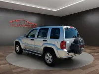 Gebraucht Jeep Cherokee Limited 211 PS (155 kW) 2002 Silber SUV
