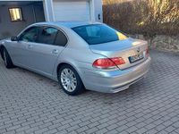 Gebraucht BMW 730 258 PS (189 kW) 2005 Silber Limousine