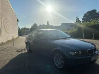 Gebraucht BMW 318 143 PS (105 kW) 2002 Blau Limousine