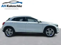 Gebraucht Mercedes GLA220 177 PS (130 kW) 2015 Calcitweiss  unilack SUV