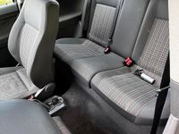 Gebraucht VW Polo 64 PS (47 kW) 2006 Schwarz Kleinwagen