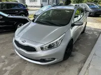 Gebraucht Kia Ceed Spirit 90 PS (66 kW) 2013 Silber Kleinwagen