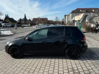 Gebraucht VW Golf VI 105 PS (77 kW) 2011 Schwarz Kleinwagen