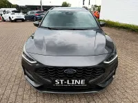 Gebraucht Ford Focus ST-Line 155 PS (114 kW) 2022 Grau Limousine