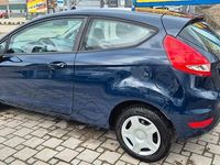 Gebraucht Ford Fiesta Trend 60 PS (44 kW) 2009 Blau Kleinwagen