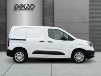Gebraucht Opel Combo Edition 102 PS (75 kW) 2022 Jade weiss/arktis weiss Van / Kleinbus