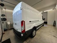 Gebraucht Ford Transit 131 PS (96 kW) 2018 Weiß Van / Kleinbus