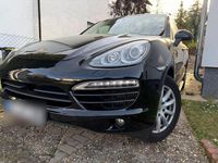 Second-hand Porsche Cayenne 245 CP (180 kW) 2012 Negru SUV