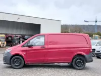 Gebraucht Mercedes Vito 163 PS (119 kW) 2015 Rot Van