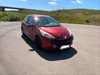 Gebraucht Peugeot 207 90 PS (66 kW) 2008 Rot Kleinwagen