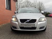 Gebraucht Volvo V50 109 PS (80 kW) 2010 Silber Kombi