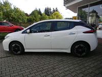 Gebraucht Nissan Leaf Acenta 89 kW (122 PS) 2023 Weiß Kleinwagen