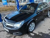 Gebraucht Opel Signum 150 PS (110 kW) 2007 Schwarz Kleinwagen