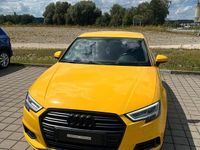 Gebraucht Audi A3 Sport 116 PS (85 kW) 2018 Gelb Limousine