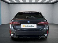 Neu BMW 540 286 PS (210 kW) 2025 Grau Kombi