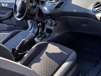 Gebraucht Ford Fiesta ST-Line 101 PS (74 kW) 2017 Weiß Kleinwagen