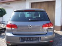 Gebraucht VW Golf VII Match 105 PS (77 kW) 2012 Grau Limousine