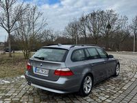 Gebraucht BMW 525 197 PS (144 kW) 2009 Grau Kombi