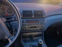 Second-hand BMW 318 150 CP (110 kW) 2002 Gri Berlinǎ