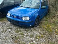 Usata VW Golf IV 75 CV (55 kW) 2000 Blu Berlina