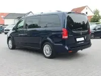 Gebraucht Mercedes V250 Edition 190 PS (139 kW) 2019 Blau Van / Kleinbus