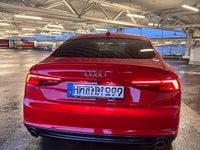 Gebraucht Audi A5 Sport 190 PS (139 kW) 2019 Rot Coupé