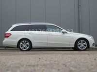 Gebraucht Mercedes E200 184 PS (135 kW) 2010 Weiß Limousine
