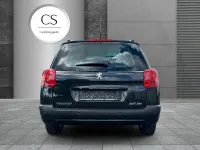 Gebraucht Peugeot 207 95 PS (69 kW) 2011 Schwarz Kombi