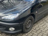 Gebraucht Peugeot 206 75 PS (55 kW) 2002 Schwarz Kleinwagen