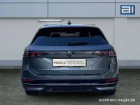 Gebraucht VW Passat Elegance 150 PS (110 kW) 2025 Grau Kombi