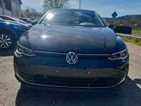 Gebraucht VW Golf VIII Active 130 PS (95 kW) 2022 Grau Limousine