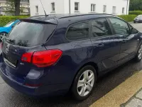 Gebraucht Opel Astra 125 PS (91 kW) 2011 Blau Kombi