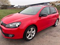 Gebraucht VW Golf VI Comfortline 86 PS (63 kW) 2011 Rot Kleinwagen