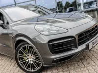 Gebraucht Porsche Cayenne Chrono 340 PS (250 kW) 2019 Grau SUV