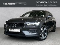 Gebraucht Volvo V60 CC Ultimate 197 PS (144 kW) 2024 Grau Kombi